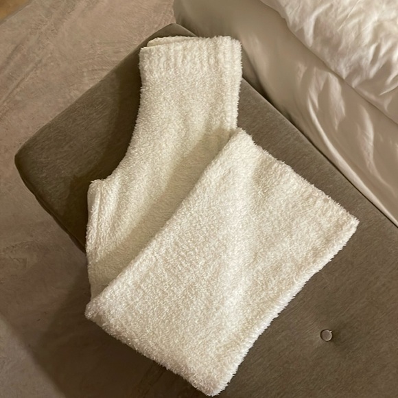 SKIMS Cozy Knit Pants in Ivory - Picture 2 of 6